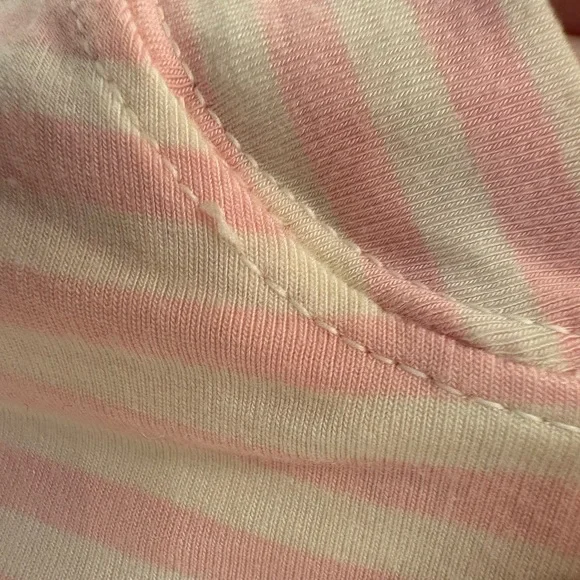 Hanna Andersson HannaSoft Convertable Footie in Ecru/Blush Pink w/matching hat - Picture 6 of 11